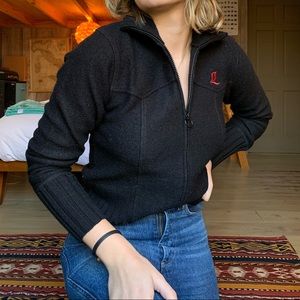 H&M black zip up sweater